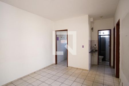 Sala de apartamento à venda com 2 quartos, 60m² em Jaqueline, Belo Horizonte