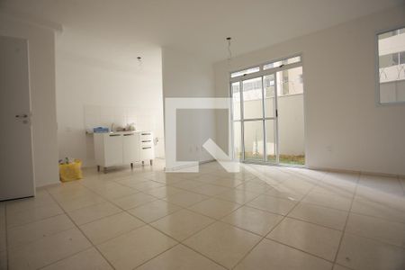 Cozinha de apartamento para alugar com 1 quarto, 77m² em Palmeiras, Belo Horizonte