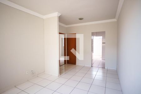 Sala de casa de condomínio à venda com 2 quartos, 60m² em Minaslândia (p Maio), Belo Horizonte