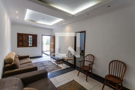 Sala de casa para alugar com 3 quartos, 200m² em Serra, Belo Horizonte