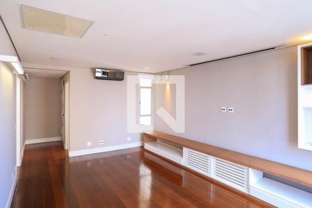 Sala de apartamento para alugar com 4 quartos, 340m² em Serra, Belo Horizonte