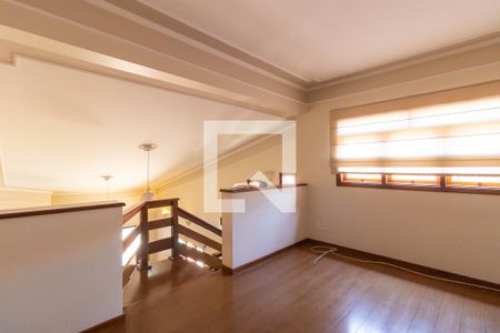 Hall da suíte 1 de casa para alugar com 4 quartos, 299m² em Jardim das Paineiras, Campinas