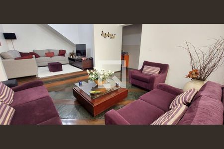 Sala 1 de casa à venda com 4 quartos, 227m² em Vila Pires, Santo André