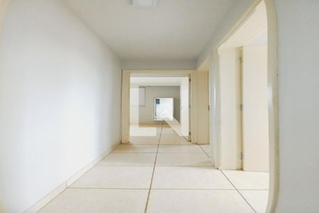 Corredor  de apartamento à venda com 3 quartos, 64m² em Jardim Nova Europa, Campinas