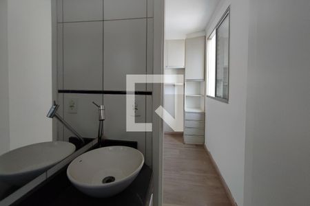 Banheiro Suíte de apartamento à venda com 3 quartos, 120m² em Jardim Nova Europa, Campinas