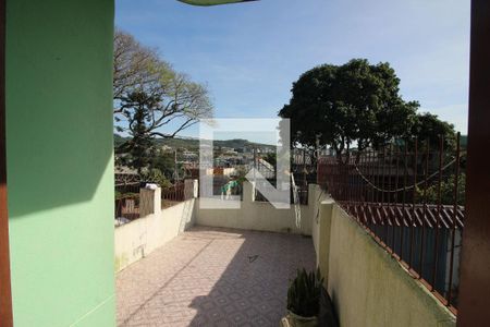 Vista da Sala de casa à venda com 4 quartos, 120m² em Medianeira, Porto Alegre
