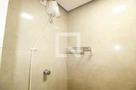 Banheiro  de apartamento para alugar com 1 quarto, 18m² em Santo Agostinho, Belo Horizonte