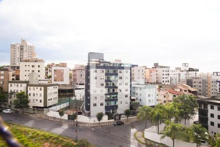 Vista da Sala de apartamento para alugar com 5 quartos, 198m² em Castelo, Belo Horizonte