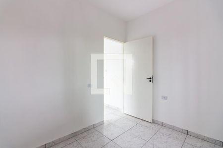 Quarto 1 de casa para alugar com 2 quartos, 59m² em Jardim Roberto, Osasco