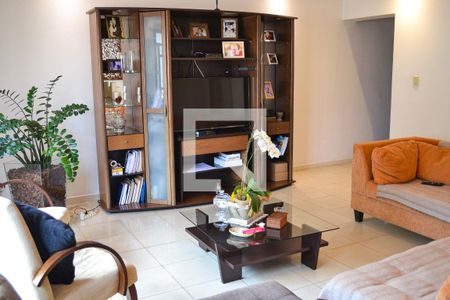 Sala de casa à venda com 2 quartos, 300m² em Santa Paula, São Caetano do Sul