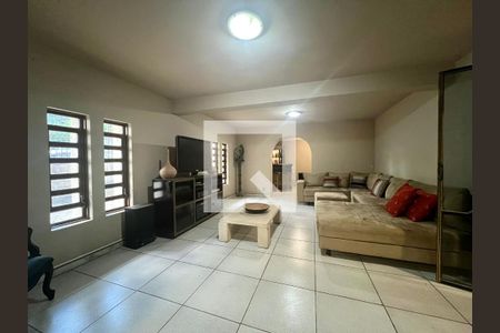 Sala 2 de casa para alugar com 5 quartos, 486m² em Santa Lúcia, Belo Horizonte