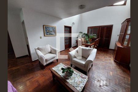 Sala 1 de casa para alugar com 3 quartos, 256m² em Vila João Pessoa, Porto Alegre