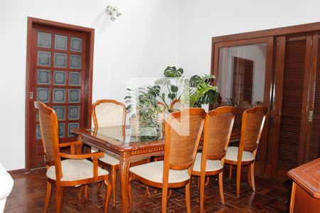 Sala 1 de casa para alugar com 3 quartos, 256m² em Vila João Pessoa, Porto Alegre