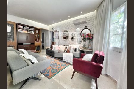 Sala de casa à venda com 3 quartos, 191m² em Prado, Belo Horizonte
