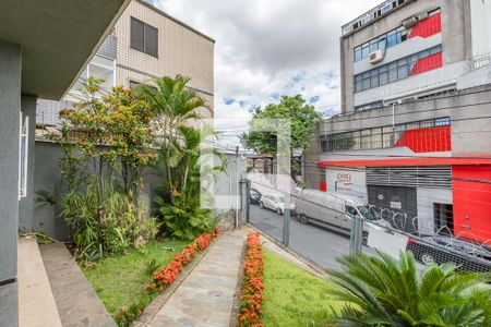 Casa para alugar com 4 quartos, 233m² em Prado, Belo Horizonte