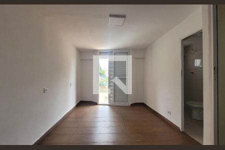 Suíte de casa à venda com 3 quartos, 105m² em Parque Novo Oratório, Santo André