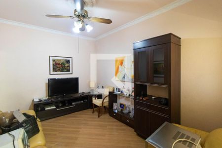 Sala de casa para alugar com 4 quartos, 340m² em Cambuí, Campinas