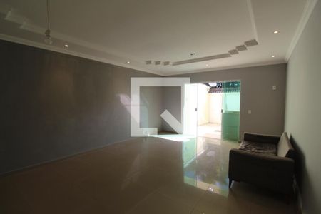 Sala de casa para alugar com 3 quartos, 130m² em Freguesia de Jacarepaguá, Rio de Janeiro
