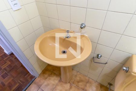 Banheiro da suíte de apartamento à venda com 1 quarto, 59m² em Bosque, Campinas