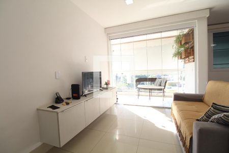 Sala de kitnet/studio à venda com 1 quarto, 73m² em Jacarepaguá, Rio de Janeiro