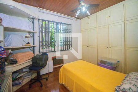 Quarto 1 de casa à venda com 3 quartos, 221m² em Petrópolis , Porto Alegre