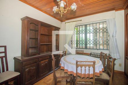 Sala de casa à venda com 3 quartos, 221m² em Petrópolis , Porto Alegre
