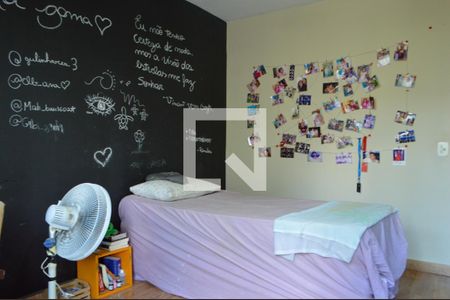 Quarto 1 de casa de condomínio para alugar com 4 quartos, 270m² em Taquara, Rio de Janeiro