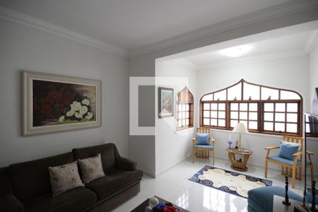 Sala de casa de condomínio à venda com 4 quartos, 275m² em Cambuci, São Paulo