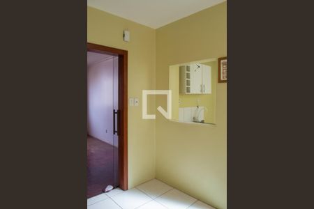 corredor de apartamento à venda com 3 quartos, 90m² em Partenon, Porto Alegre