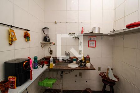 Cozinha de casa para alugar com 4 quartos, 220m² em Santa Efigênia, Belo Horizonte