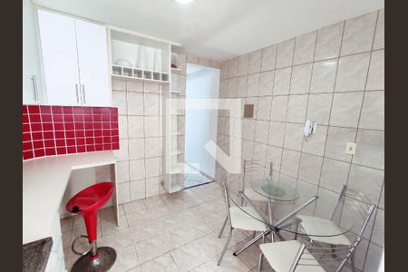Cozinha  de casa para alugar com 2 quartos, 110m² em Engenho de Dentro, Rio de Janeiro