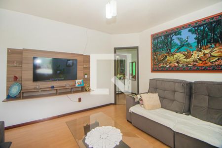 Sala de casa à venda com 7 quartos, 450m² em Sarandi, Porto Alegre