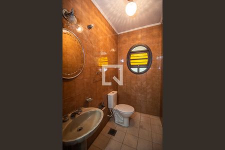 Banheiro de casa para alugar com 4 quartos, 347m² em Medianeira, Porto Alegre