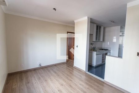 Sala de apartamento para alugar com 2 quartos, 61m² em Nova Floresta, Belo Horizonte