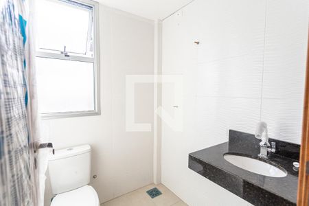 Banheiro da Suíte de apartamento para alugar com 3 quartos, 78m² em Nova Floresta, Belo Horizonte