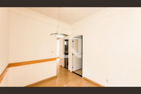 Sala de apartamento para alugar com 2 quartos, 70m² em Parque São Quirino, Campinas