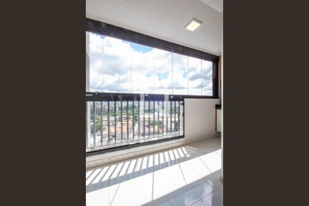 Sacada de apartamento para alugar com 2 quartos, 53m² em Industrial Centro, Osasco