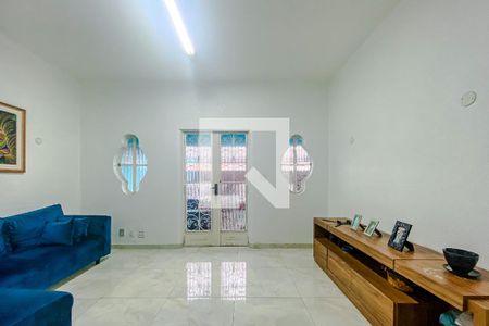 Sala de casa para alugar com 4 quartos, 200m² em Cambuci, São Paulo