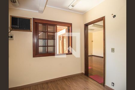 Sala de casa para alugar com 5 quartos, 310m² em Menino Deus, Porto Alegre