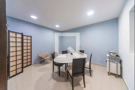 Sala de casa à venda com 2 quartos, 181m² em Centro, Santo André
