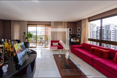 Sala de apartamento para alugar com 4 quartos, 196m² em Belvedere, Belo Horizonte