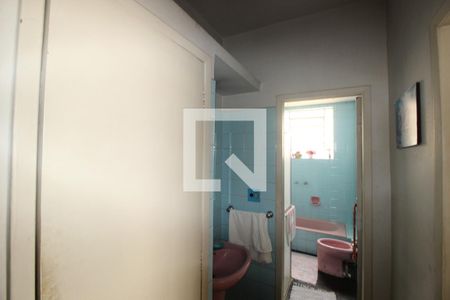 Banheiro  de apartamento à venda com 3 quartos, 90m² em Prado, Belo Horizonte