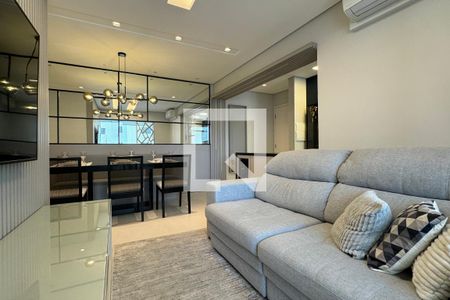 Sala de apartamento à venda com 3 quartos, 84m² em Alphaville Industrial, Barueri