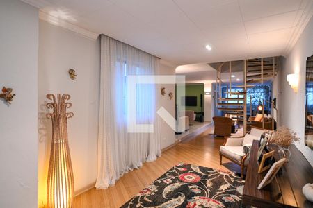 Sala de casa à venda com 3 quartos, 215m² em Aclimação, São Paulo