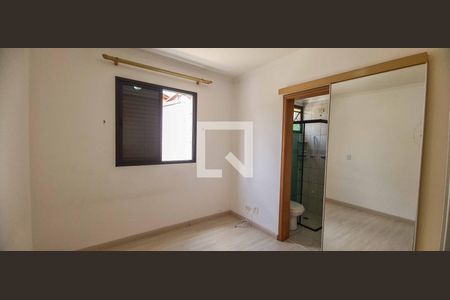Suíte de apartamento para alugar com 2 quartos, 70m² em Vila Yara, Osasco