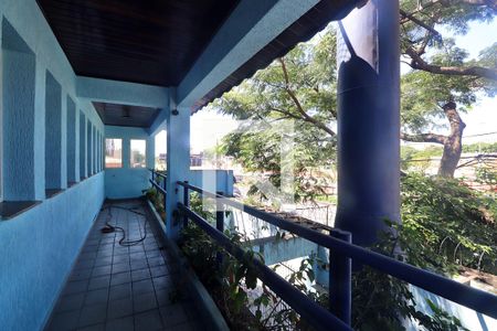 Varanda de casa para alugar com 3 quartos, 242m² em Santa Teresinha, Santo André