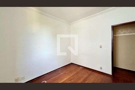 Quarto 1  de apartamento para alugar com 3 quartos, 96m² em Castelo, Belo Horizonte