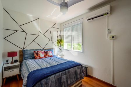 Quarto 1 de apartamento à venda com 2 quartos, 49m² em Santo Antônio, Porto Alegre