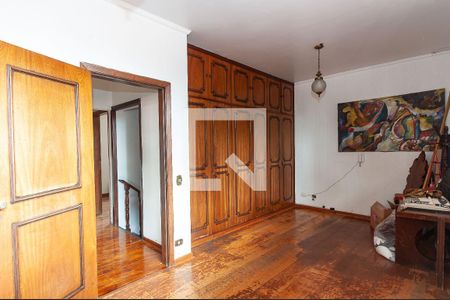 Quarto 1 Suíte de casa para alugar com 2 quartos, 300m² em Alto de Pinheiros, São Paulo