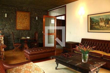 Sala 2 de casa para alugar com 4 quartos, 740m² em Água Branca, São Paulo